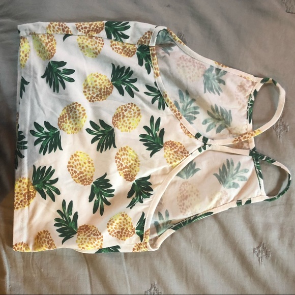 Crop Top bundle - Picture 2 of 6